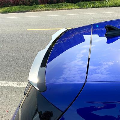 Spoiler da tetto per VW Golf VIII no GTD Rline