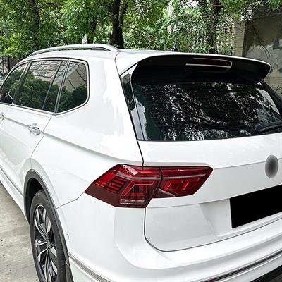 Rear window side spoiler