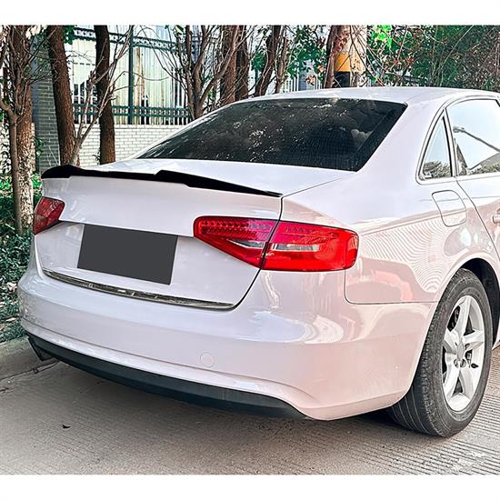 Rear spoiler