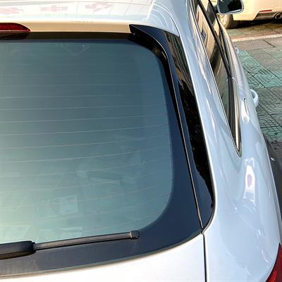 Rear window side spoiler for Audi A4 B8