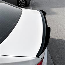 Rear spoiler