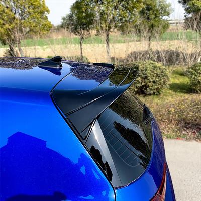 Spoiler da tetto per VW Golf VIII no GTD Rline