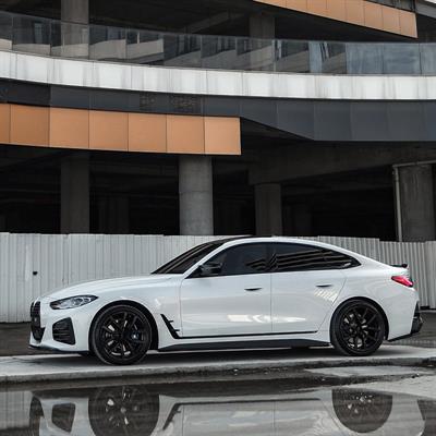 Body kit BMW 4-Series G26 M-Pack/M440i 2021- round exhaust trims