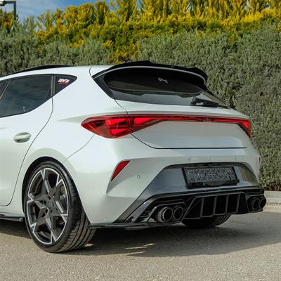 Body kit Cupra Leon Facelift 2024- -