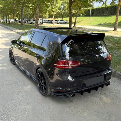 Body kit Volkswagen Golf VII HB GTi/GTD 2013-2016 -