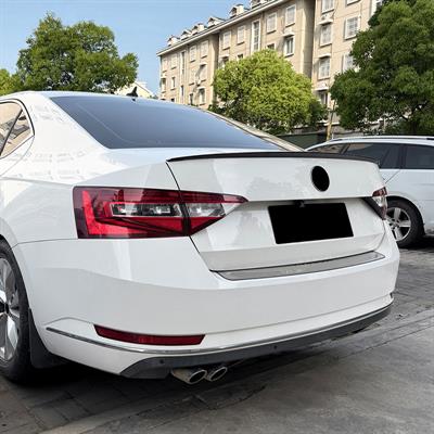 Spoiler da baule per Skoda Superb III (3V) Sedan 2015-2023